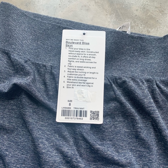 Lululemon boulevard bliss skirt - true navy - Picture 5 of 7